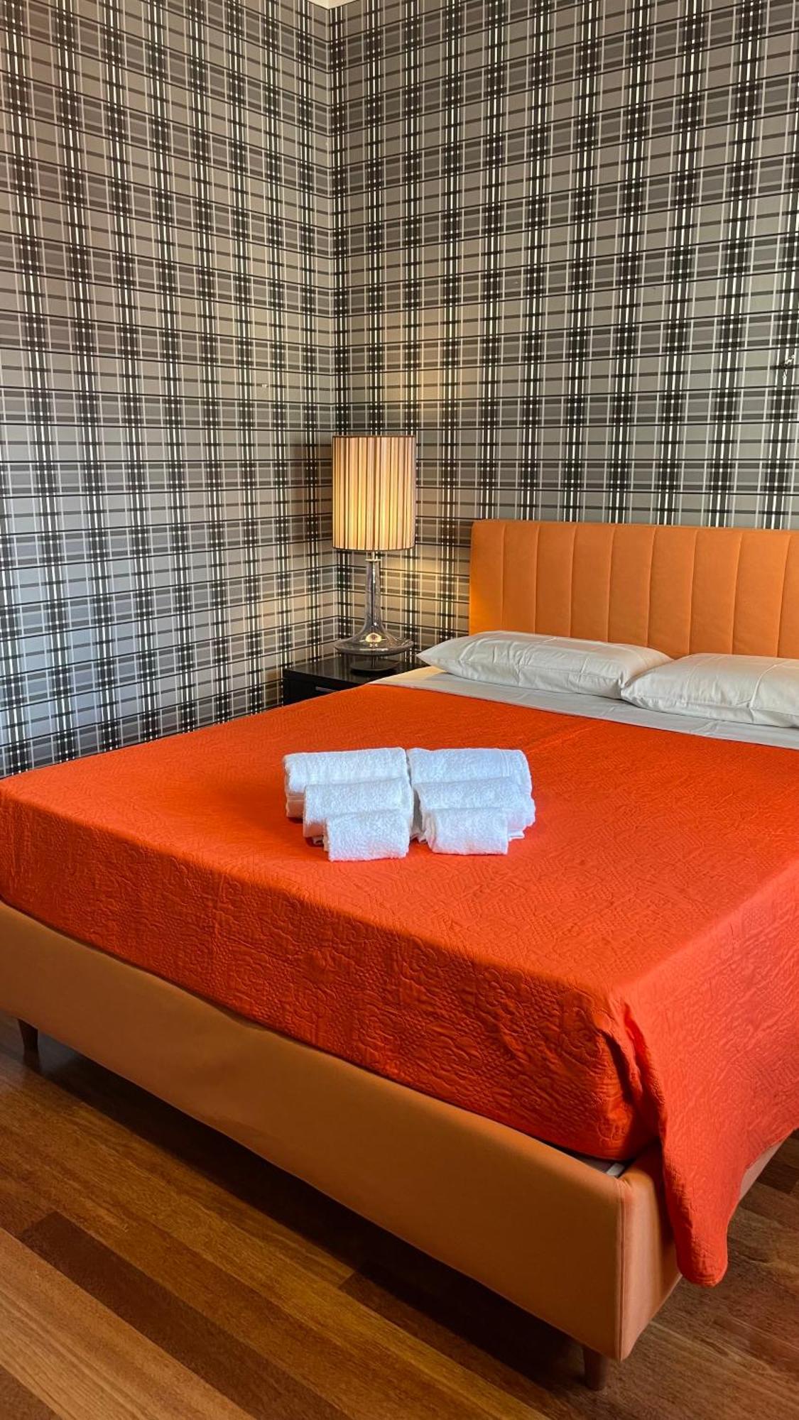 Leonardo Rooms Avellino Buitenkant foto